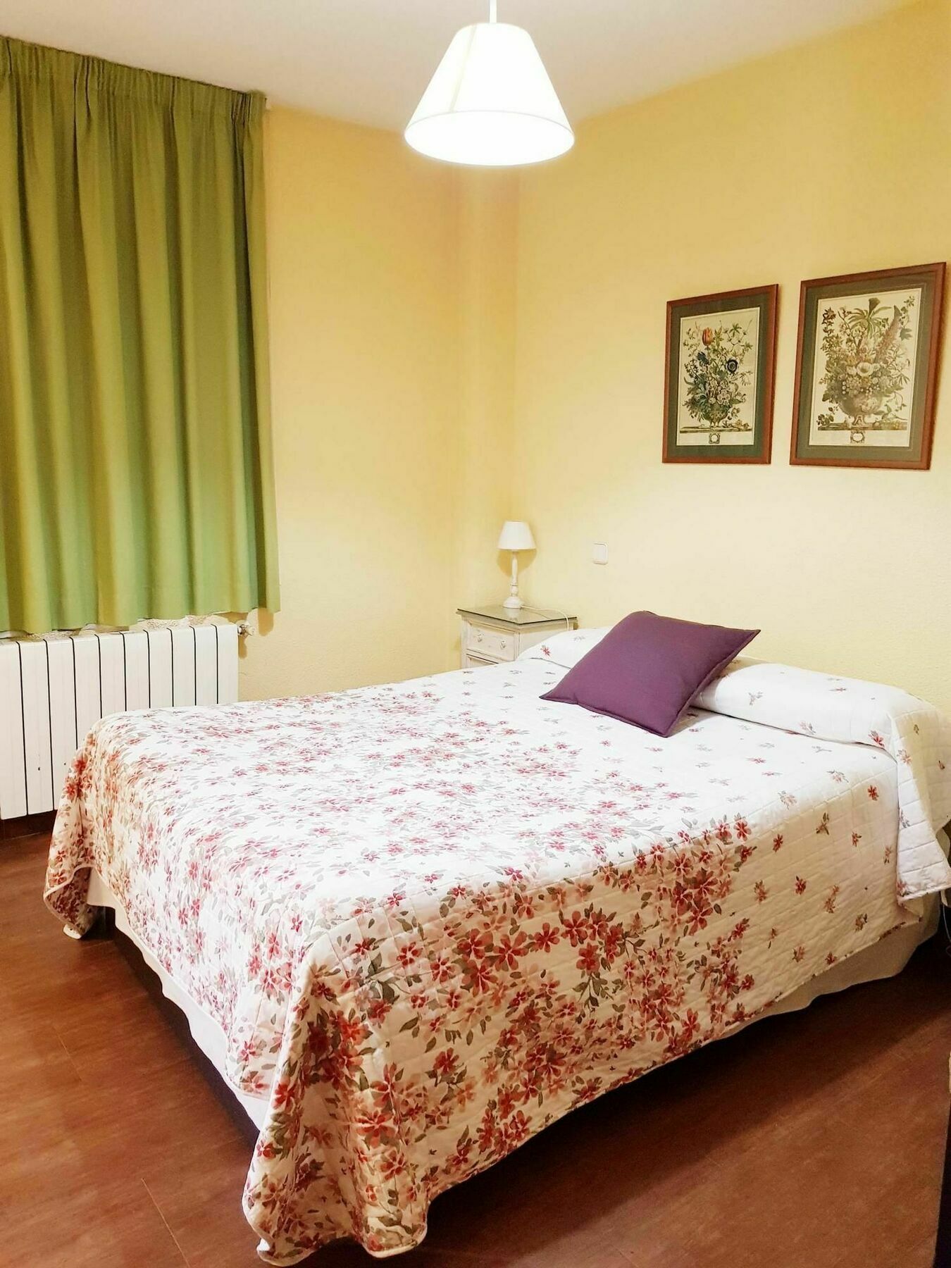 Hostal Puerta Bonita Madrid Esterno foto