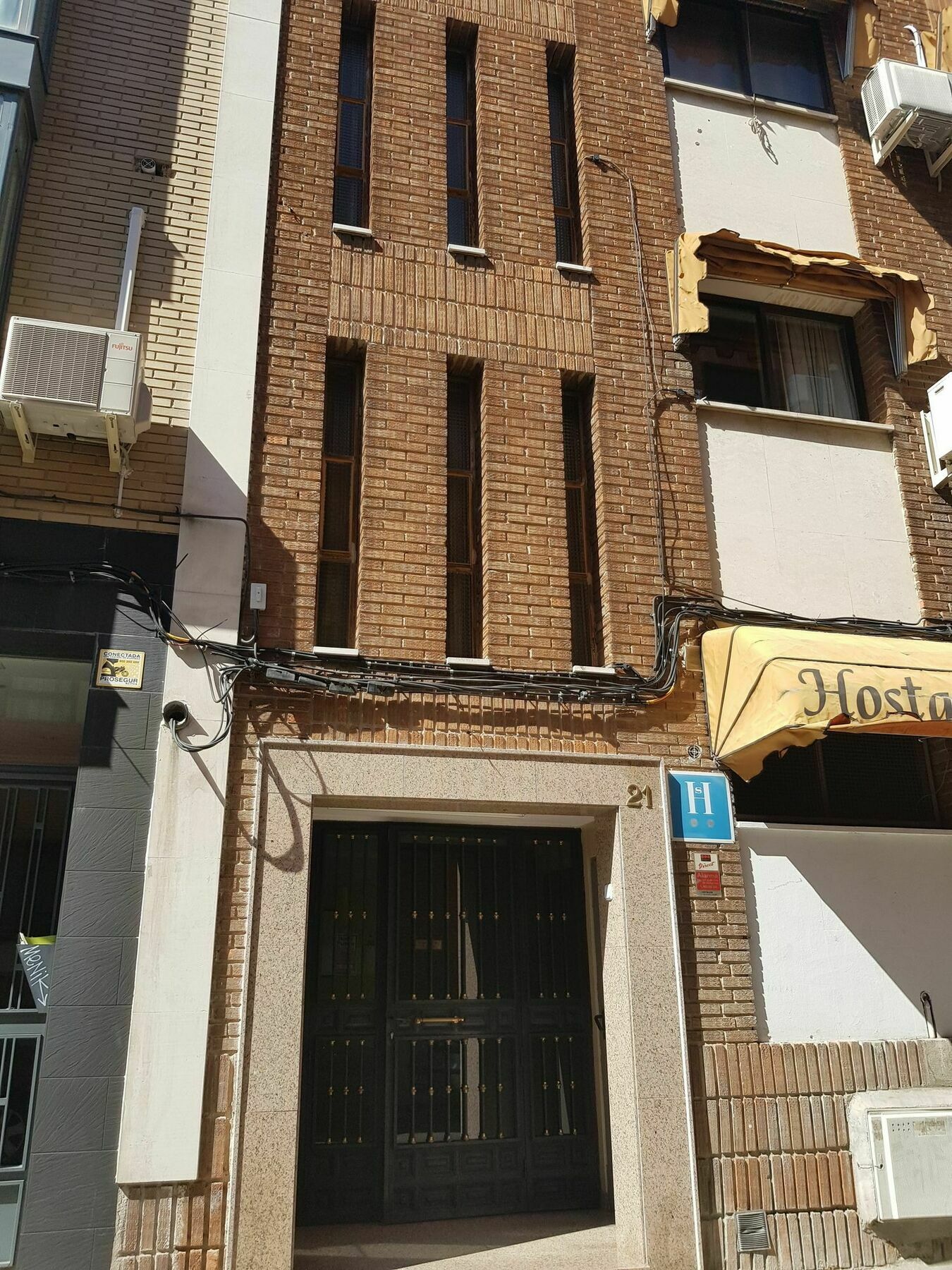 Hostal Puerta Bonita Madrid Esterno foto